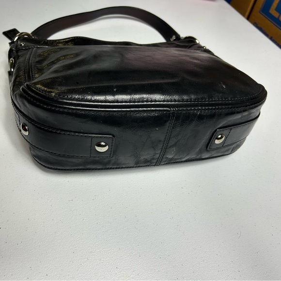 Vintage Coach Zoe Black Leather Shoulder Bag Purse | Model: F1082-F15478 - Picture 6 of 16